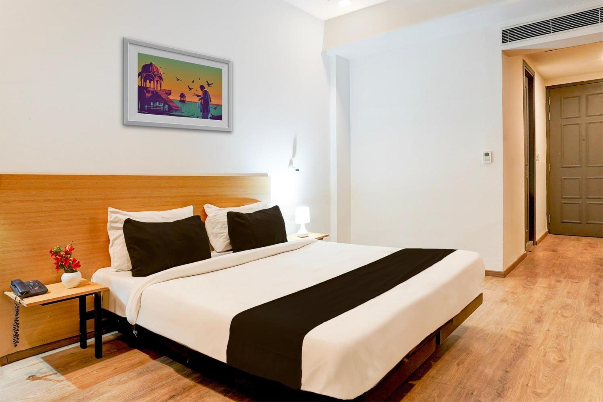 Отель Super Townhouse Gomti Nagar Matiyari Chinhat Экстерьер фото